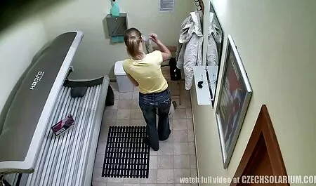 زن و شوهر کودک را خواباندند و شروع به بوسیدن عکس سکسی پاره کردن کردند