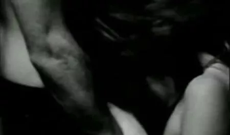 بستی کلیپ سکسی زدن پرده بکارت تیرکمان بچه ای را جلوی رئیس منشی انداخت