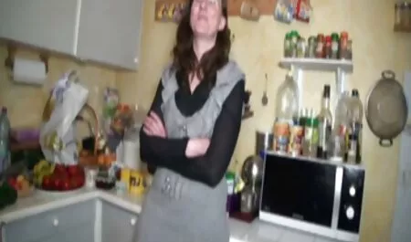 دهانش را شست و دست دانلود فیلم سکسی پرده بکارت به کار شد.